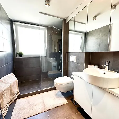 Apartamento Stillvolle Nahe Bahnhof In Goeppingen, Zentral *