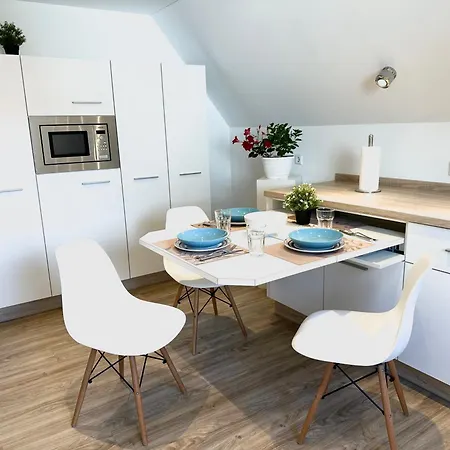 Apartment Stillvolle Nahe Bahnhof In Goeppingen, Zentral