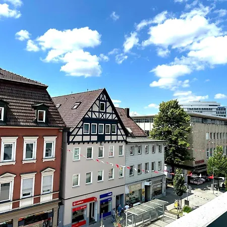 Stillvolle Nahe Bahnhof In Goeppingen, Zentral *