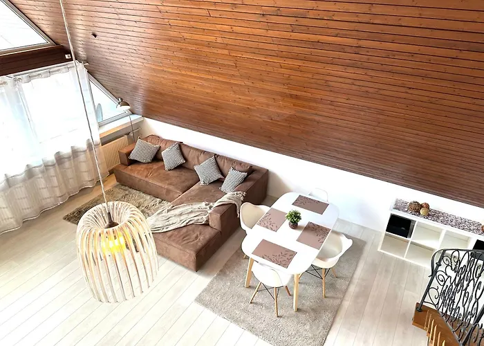 Stillvolle Nahe Bahnhof In Goeppingen, Zentral Appartement *