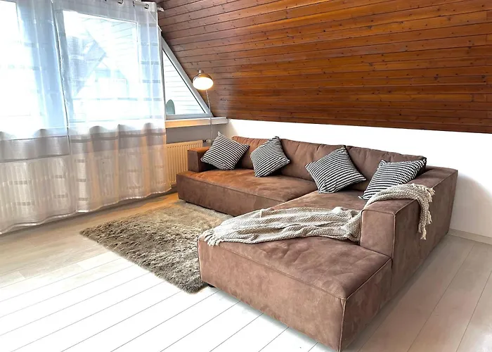 Stillvolle Nahe Bahnhof In Goeppingen, Zentral Göppingen